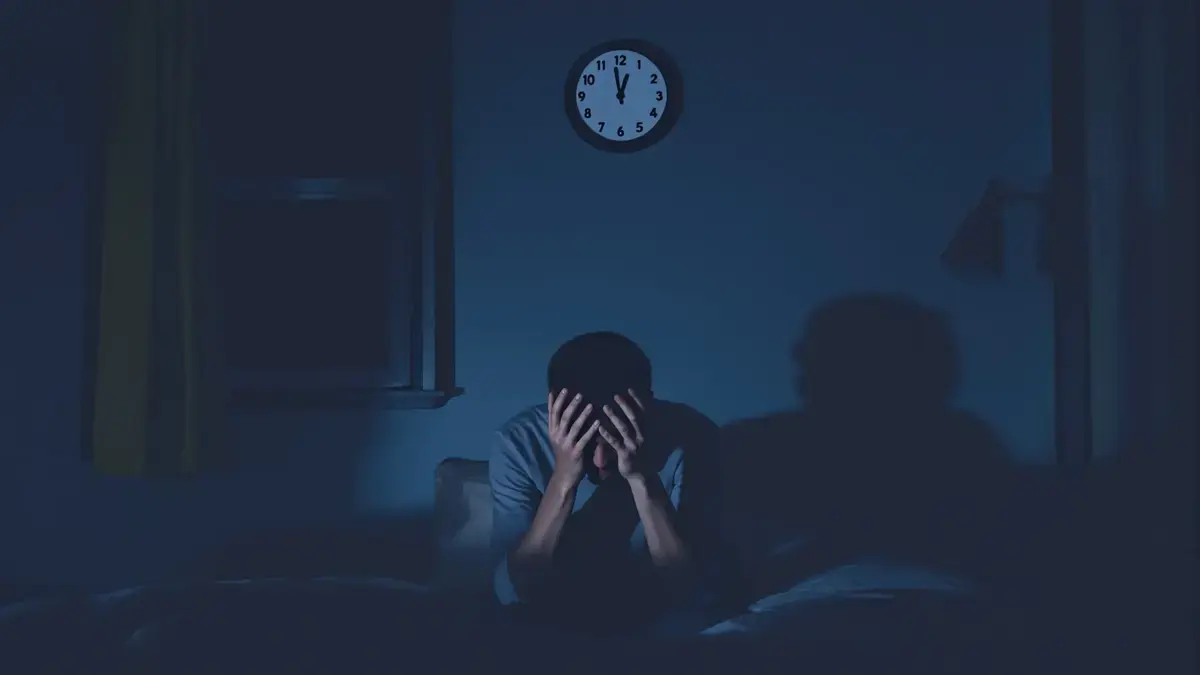 De nacht versterkt donkere gedachten vanwege een door onderzoekers goed geïdentificeerde neurologische oorzaak